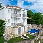 Villa Tranquila